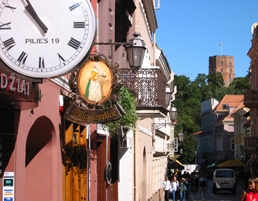 Vilnius Old toen by V.Valuzis/Lithuanian Tourism Board